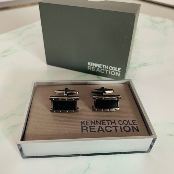 Cufflink - Picture 4 of 4